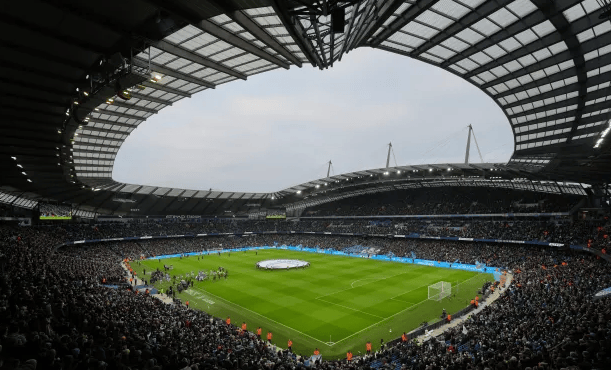 34岁萨拉赫回归？3场替补风波后迎转机，利物浦还需要他？（34岁萨拉赫归来在望？连3场打替补后迎转机，利物浦还离得开他吗？）