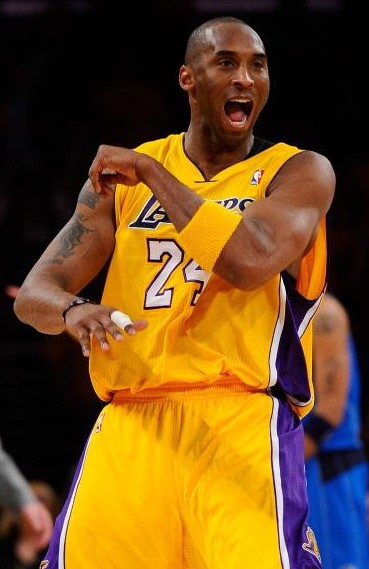 暗示重回轮换？科尔：库明加训练很刻苦，我要给他回报（重回轮换可期？科尔称库明加训练刻苦，值得回报）