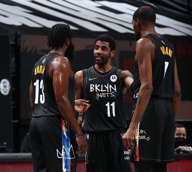 火热！凯恩全场数据：2射2正进2球，传球成功率81.8％（状态爆棚！凯恩全场2射2正梅开二度，传球成功率81.8%）