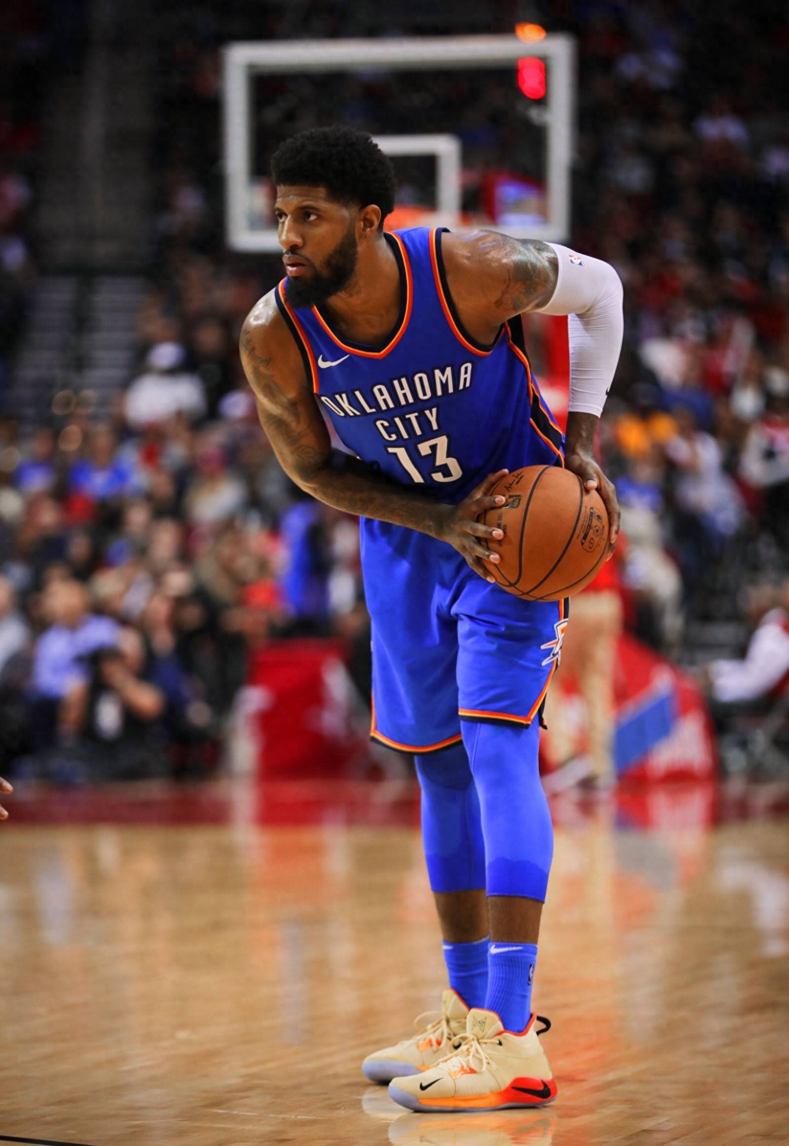 有点吓人！赞比亚绝平功臣达卡空翻庆祝，结果脖子着地（惊险一幕：赞比亚绝平功臣达卡空翻庆祝，竟以脖颈着地收场）