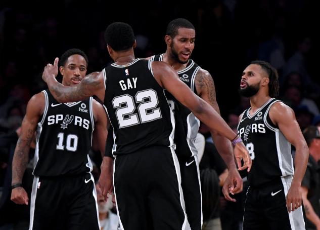 欧冠：拜仁客场3-2险胜萨格勒布迪纳摩（欧冠赛场：拜仁客场3比2险胜萨格勒布迪纳摩）