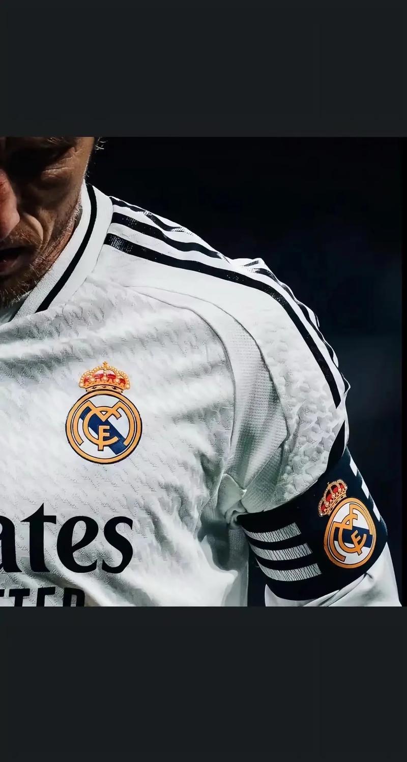 切尔西本赛季英超15轮调整46人次首发，比上赛季同期多了11次（英超前15轮，切尔西已更换46次首发，较上季同期增加11次）