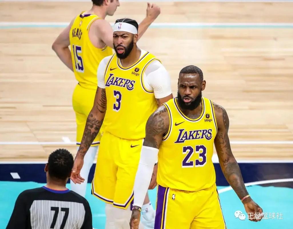 巴顿：很遗憾自己因伤没赶上最后几轮比赛，朋友们明年见（巴顿：因伤缺席最后几轮，抱歉各位，明年再会）