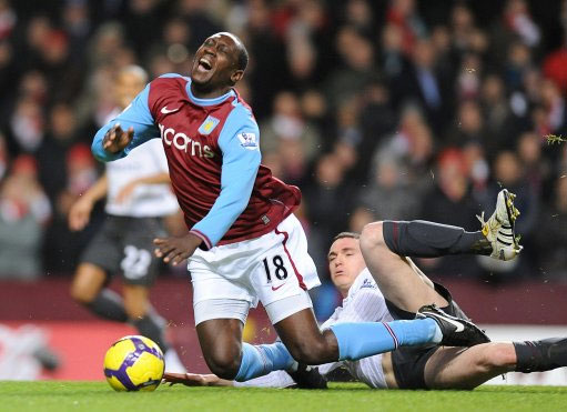 西甲第19轮巴萨主场3-1逆转马竞 奥尔莫进球（西甲第19轮：巴萨主场3-1翻盘马竞，奥尔莫建功）