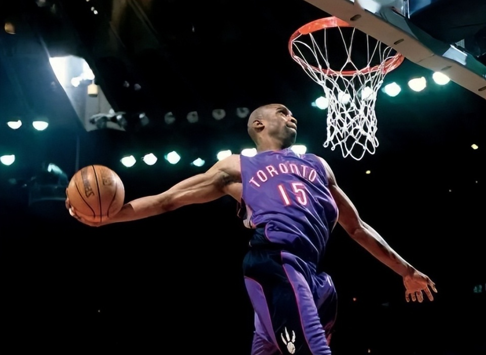 中超：山东泰山客场2-0完胜青岛队（中超：山东泰山客场2-0击退青岛队）