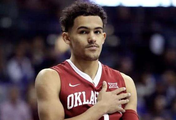 马卡：小西蒙尼如今表现出色，离不开梅西对他的明智建议（马卡：小西蒙尼状态火热，梅西的点拨功不可没）