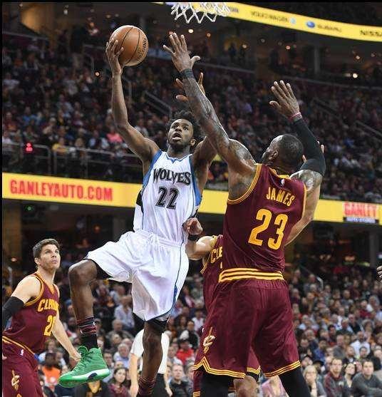 希门尼斯：对阵巴萨我们必须加强身体对抗，只要守住就有机会（希门尼斯：面对巴萨必须加强硬度，守住阵脚就有胜机）