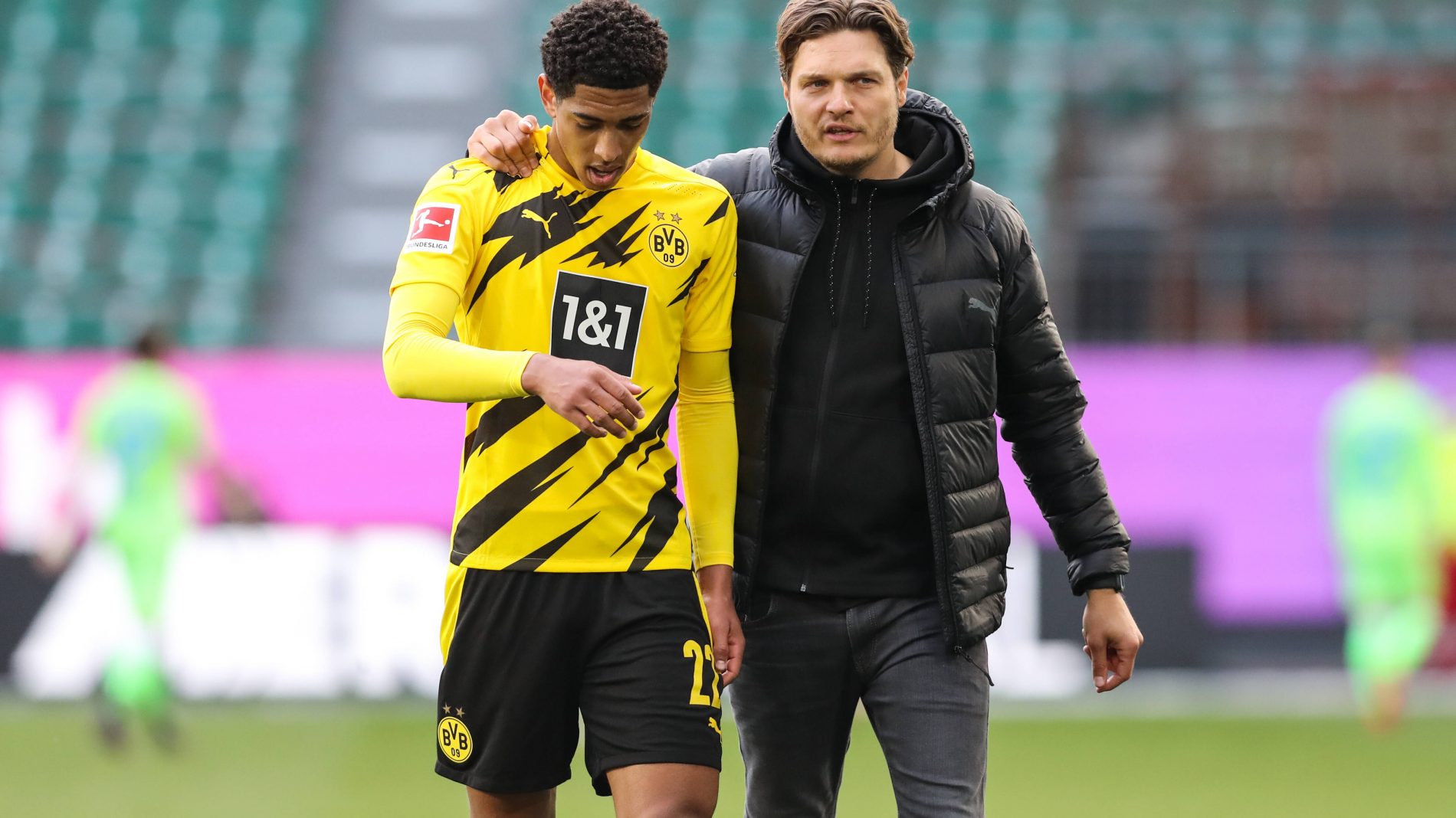 巴尔韦德和恩里克出席远程质询，均表示对巴萨裁判丑闻不知情（巴尔韦德与恩里克出席远程质询，皆称对巴萨裁判丑闻毫不知情）