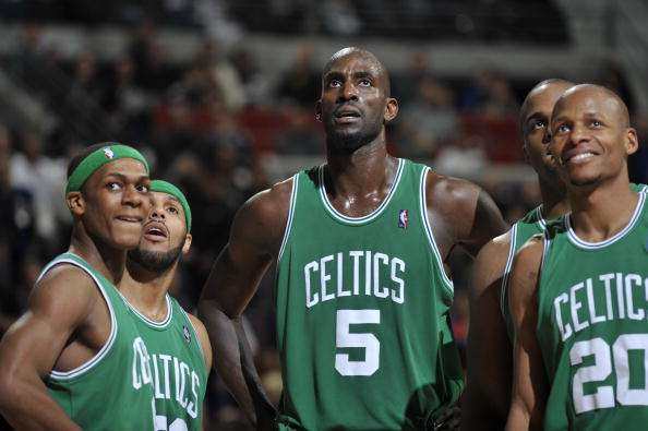 卡拉格公开向萨拉赫道歉，强调其利物浦贡献（卡拉格公开向萨拉赫致歉并肯定其对利物浦的贡献）